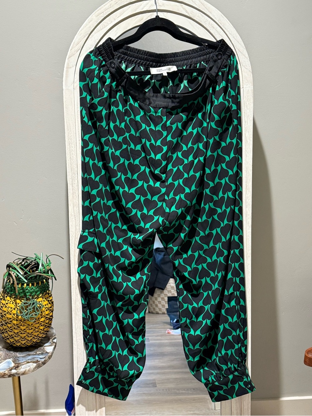 DVF Green & Black Heart-Patterned Satin Pants